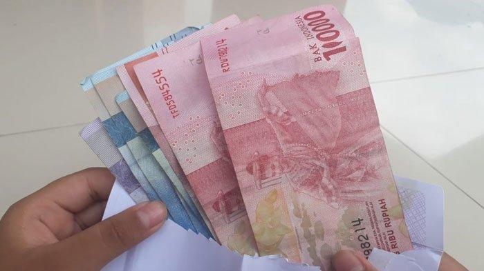 Ilustrasi Cek penerima bantuan sosial (bansos)