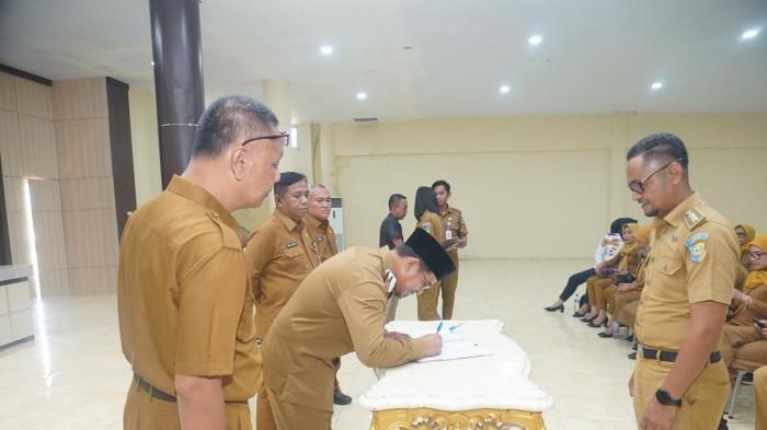 PEMKAB BOLTARA - Bupati Kabupaten Bolaang Mongondow Utara (Boltara) Sirajudin Lasena.h89