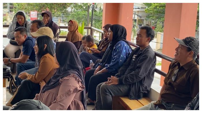 dialog wako fairid di pasar datah