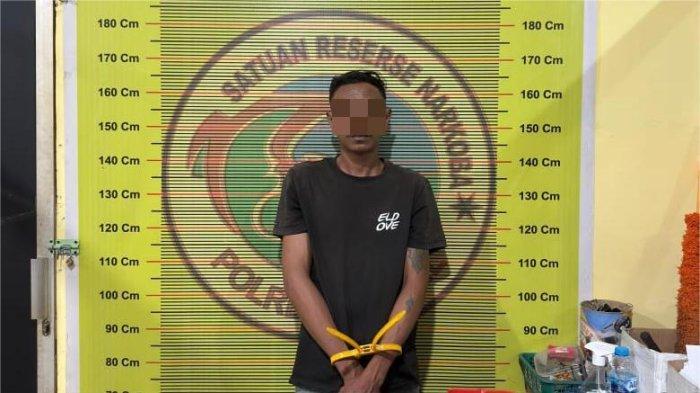 KASUS NARKOBA- Polres Pesisir Selatan menangkap inisial D (31) di Kampung Koto Rawang, Nagari Lakitan Timur, Kecamatan Lengayang, pada Selasa (13/1/2026).