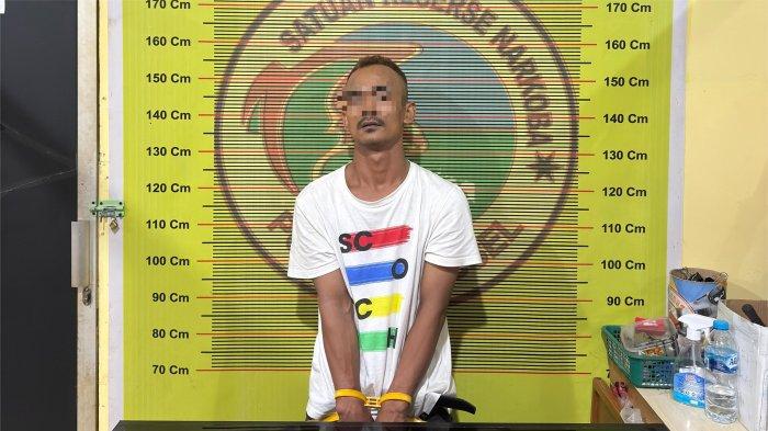 KASUS NARKOBA- Pria berinisial YU (29) ditangkap Polres Pesisir Selatan dalam kasus penyalahgunaan narkotika jenis sabu di Kenagarian Surantih, Kecamatan Sutera, Kabupaten Pesisir Selatan, Selasa (13/1/2026).