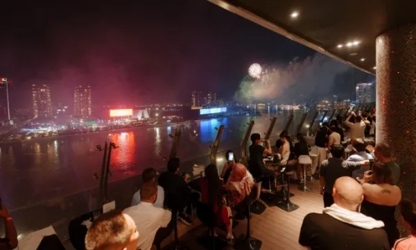 Episode 6 of the series Nights of the Best will come back to Barson this Tet. Photo courtesy of Le Méridien Saigon