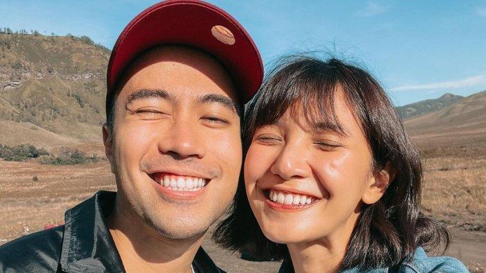 Di tengah kesibukannya, Sheila Dara tetap meluangkan waktu dan perhatian untuk Vidi Aldiano.