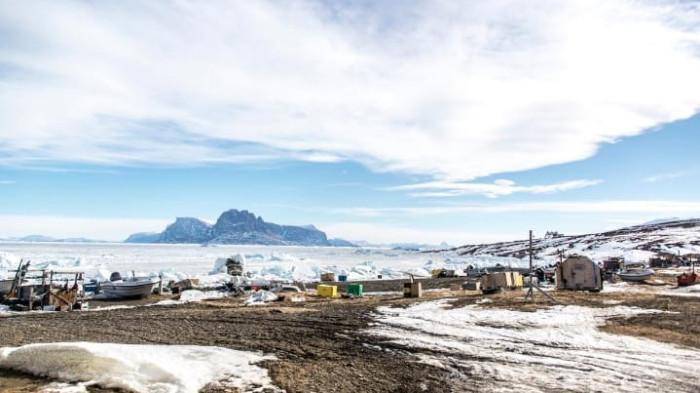 CEGAH ANEKSASI AS - Pemukiman warga di Greenland, wilayah Denmark di Arktik yang berpemerintahan sendiri. Inggris dan Jeman berembuk dengan negara-negara Eropa anggota NATO menempatkan pasukan gabungan di Greenland demi mencegah pengambilalihan wilayah tersebut oleh AS.