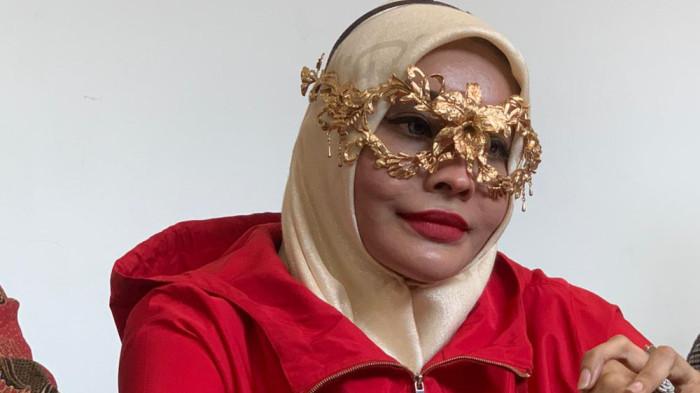 DOKTIF VS RICHARD LEE - Dokter kecantikan Samira Farahnaz atau Dokter Detektif (Doktif) buka suara terkait perkembangan kasus hukum dengan Richard Lee di kawasan Senayan, Jakarta Pusat. (Tribunnews.com/Fauzi Alamsyah).