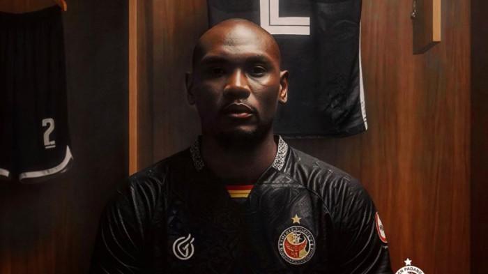 BRI SUPER LEAGUE- Semen Padang FC merekrut pemain asing bernama Ravy Tsouka berposisi sebagai bek kanan untuk persiapan menghadapi putaran kedua kompetisi BRI Super League 2025/2026.