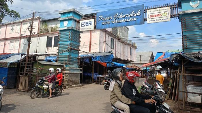 Pasar Cikurubuk Mati Suri