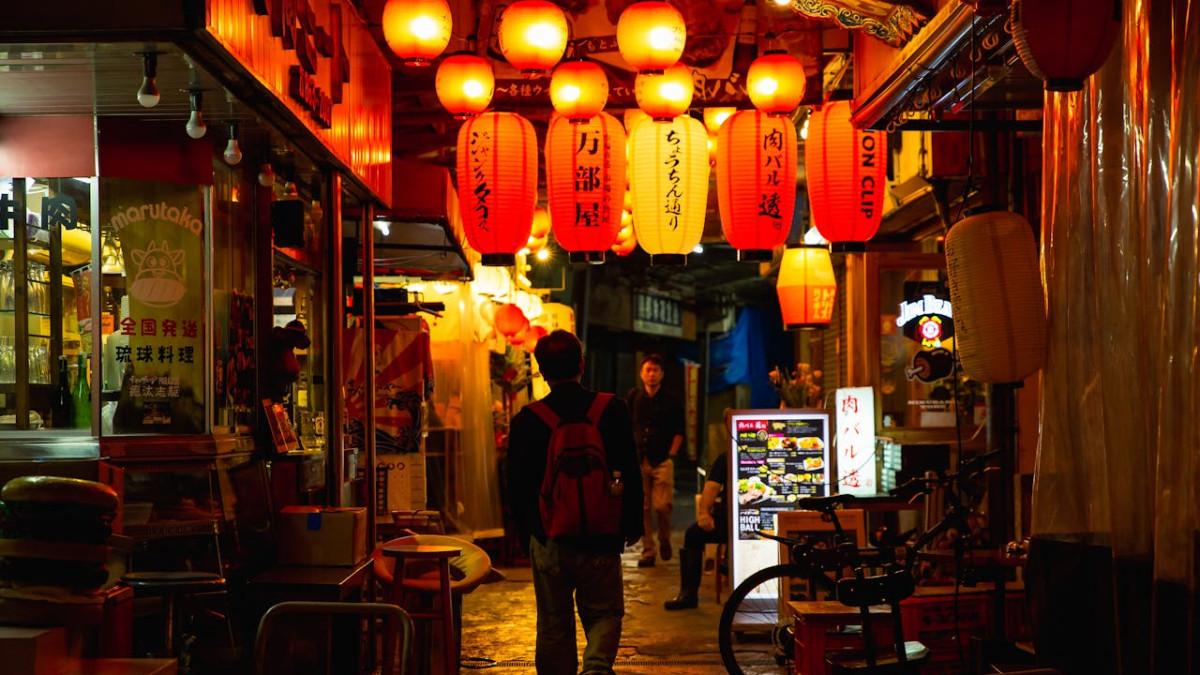 Harmonica Yokocho di Kichijoji, Tokyo, Jepang