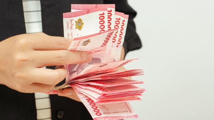 BANSOS 2026 - Ilustrasi uang bansos (rupiah) - Pemerintah kembali menyalurkan bansos 2026. Cek jenis bantuan, besaran, dan cara cek penerima lewat HP.