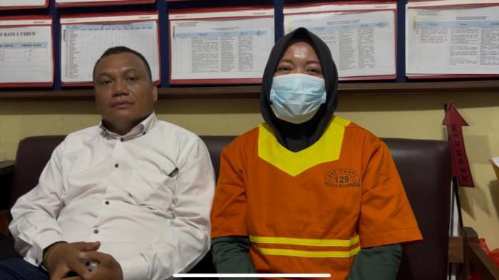 KRONOLOGI VERSI TERSANGKA - Tersangka kasus pembunuhan Ketua RT di Balikpapan Barat akhirnya menyampaikan versinya terkait kronologi peristiwa yang menewaskan korban. Keterangan tersebut disampaikan saat tersangka diwawancarai TribunKaltim.co dengan didampingi kuasa hukumnya, Yohanes Maroko, Senin (19/1/2026). (TRIBUNKALTIM.CO/DWI ARDIANTO)