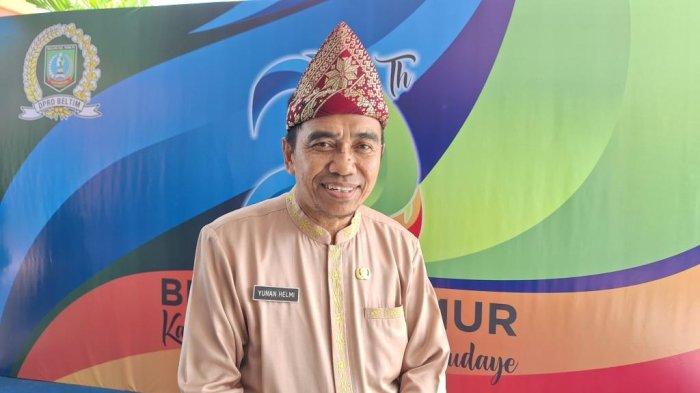 Asisten III Setda Babel, Yunan Helmi.