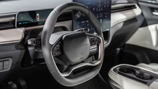 Mitsubishi - Ảnh 2.