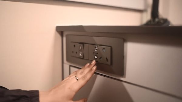 Toyota Hilux - Ảnh 6.