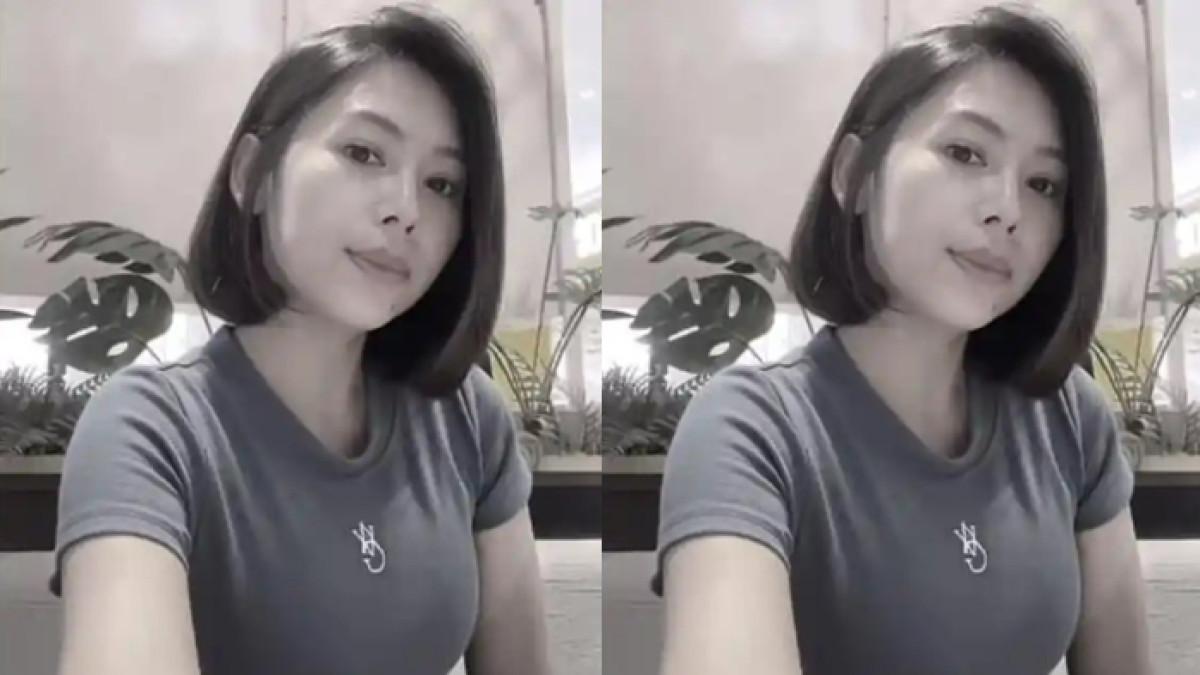 PESAWAT JATUH - Esther Aprilita pramugari korban pesawat ATR 42-500