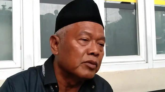 YAI MIM DITAHAN - Yai Mim saat ditemui di sela waktu istirahat pemeriksaan di Polresta Malang Kota, Senin (19/1/2026). Yai Mim mengaku dicecar 53 pertanyaan dan dua HP nya disita sebagai barang bukti tambahan. Kini ia resmi ditahan.