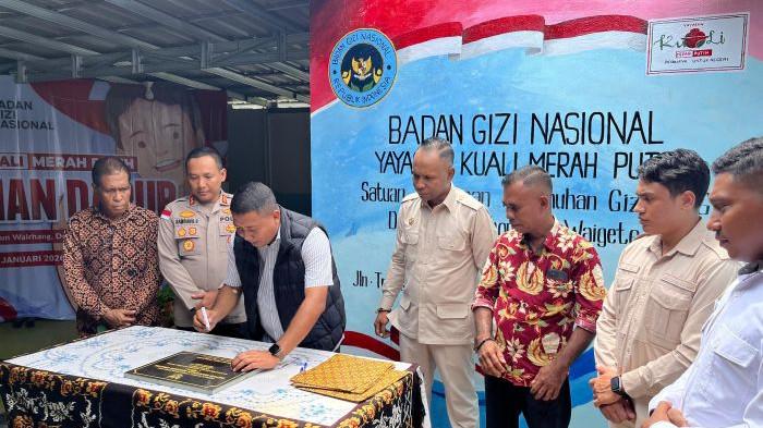 Momen pembukaan SPPG Nangatobong