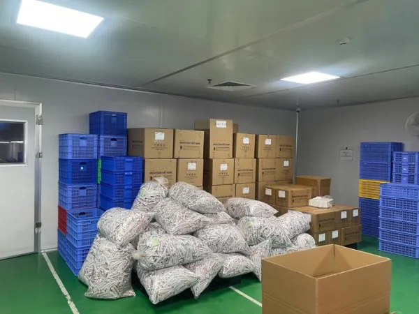 Hình ảnh bên trong Công ty Medistar sản xuất collagen, vitamin giả có doanh thu 1.800 tỉ đồng - Ảnh 5.