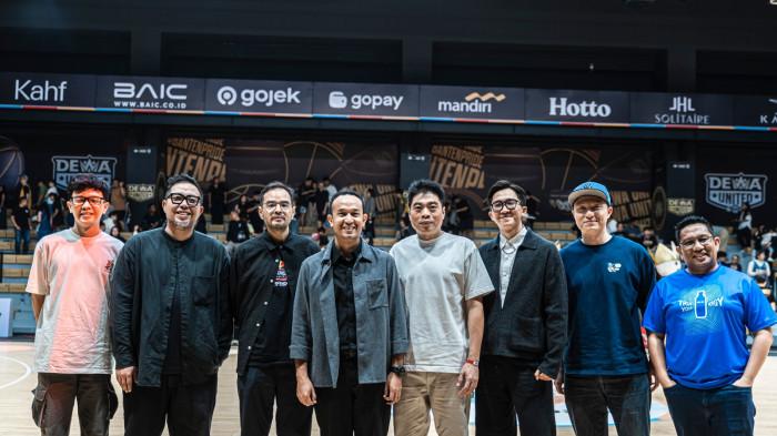 Komitmen Crystalin Dukung Perkembangan Basket Nasional Lewat IBL