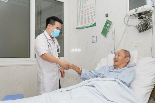 chơi tennis - Ảnh 1.