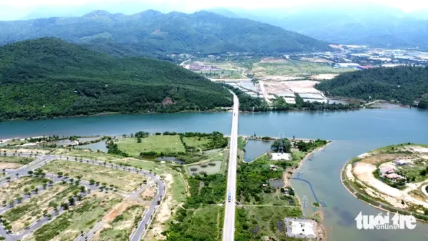 Đà Nẵng chi hơn 1.380 tỉ làm tuyến đường ven sông Cu Đê kết nối Khu thương mại tự do - Ảnh 1.