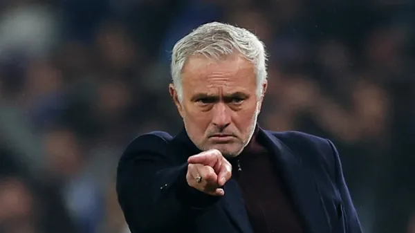Mourinho - Ảnh 1.