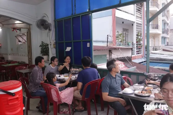 lẩu mắm - Ảnh 2.