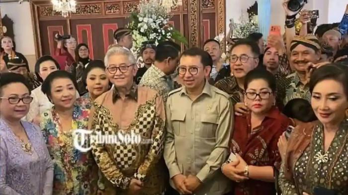 Tribun Solo keraton fadli zon 34234