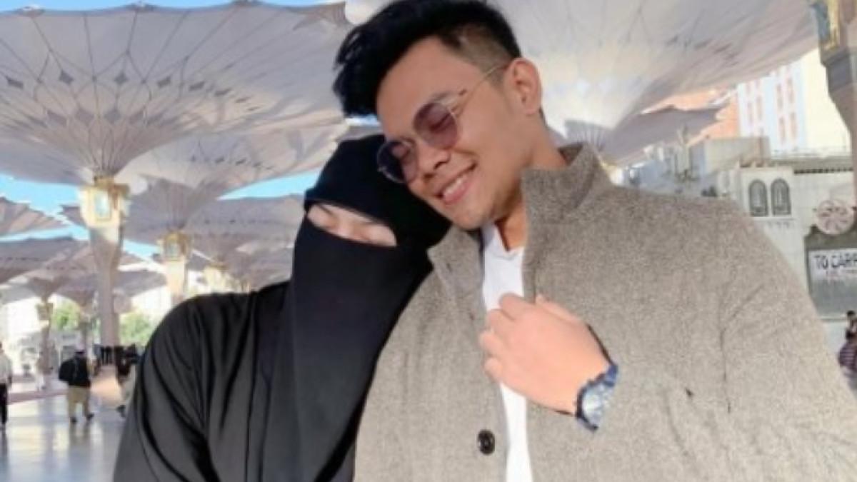 Insanul Fahmi berharap bisa menebus doa ke Wardatina Mawa dan janji bakal perbaiki akhlak agar bisa kembali bersama lagi.