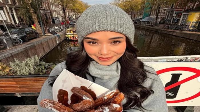 MENINGGAL DUNIA - Sebelum meninggal dunia, selebgram Lula Lahfah sempat menjalani perawatan medis di rumah sakit,  ia mengidap Infeksi Saluran Kemih (ISK)