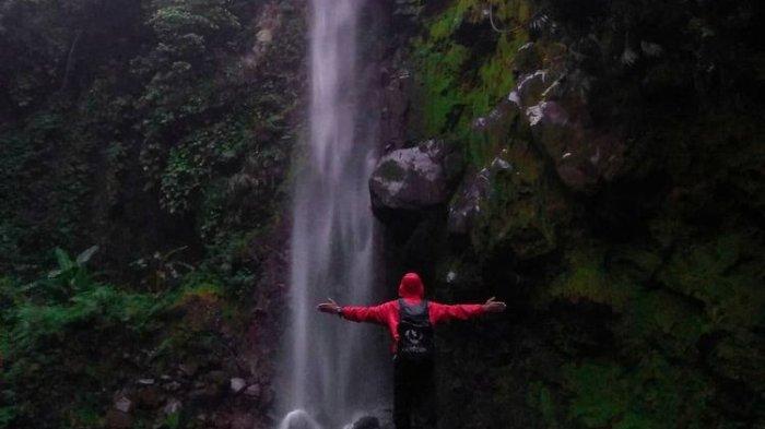 Curug Badak, salah satu tempat wisata Tasikmalaya.(instagram.com/chep_agan)