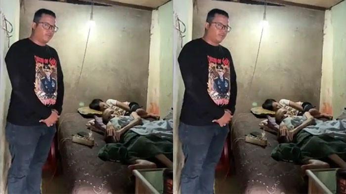 LUMPUH - Ibu Anggi pengidap kanker dan tak bisa jalan di Way Hitam, Palembang. Kini hanya bisa terbaring lemah akibat penyakit kanker yang dideritanya.