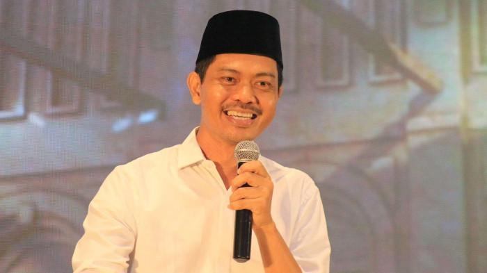 Pengasuh Pondok Pesantren Bina Insan Mulia Cirebon, KH Imam Jazuli, Lc., MA.