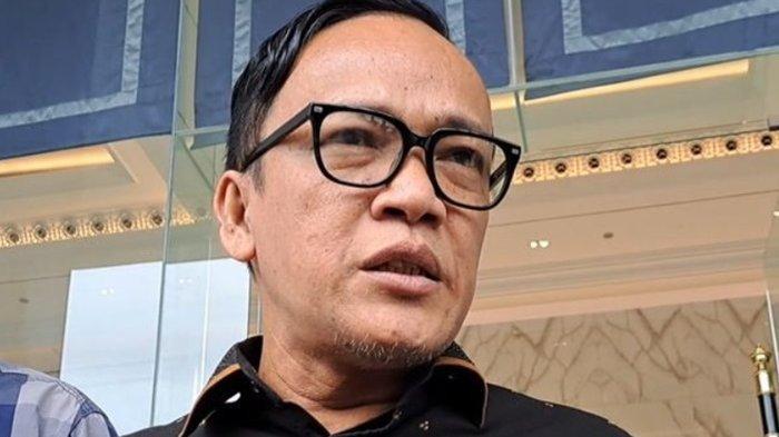 PROFIL IMMANUEL EBENEZER - Wamenaker Immanuel Ebenezer murka saat HRD sebut job fair hanya formalitas, minta HRD tersebut dipecat. Profil Wamenaker Immanuel Ebenezer OTT KPK