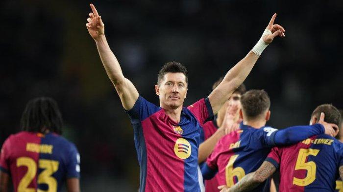 Selebrasi Robert Lewandowski, pemain Barcelona, ketika mencetak gol ke gawang Brest di Liga Champions matchday ke-5, Rabu (27/11/2024).