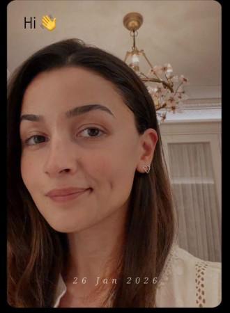 Proud to be Indian: Alia Bhatt's daughter Raha makes tricolour card, SRK & Priyanka Chopra join chorus of patriotism to celebrate Republic Day