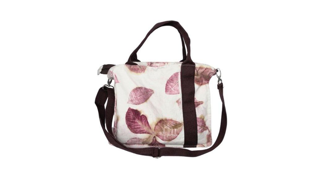 Tas Selempang Motif Ecoprint Motif Daun Jati