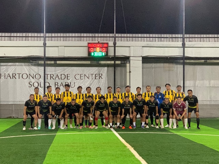 Favehotel Solo pererat hubungan dengan media lewat friendly match Archipelago dan KG Media Solo di Sky Soccer Hartono Trade Center Solo Baru, Jumat (23/1/2026)