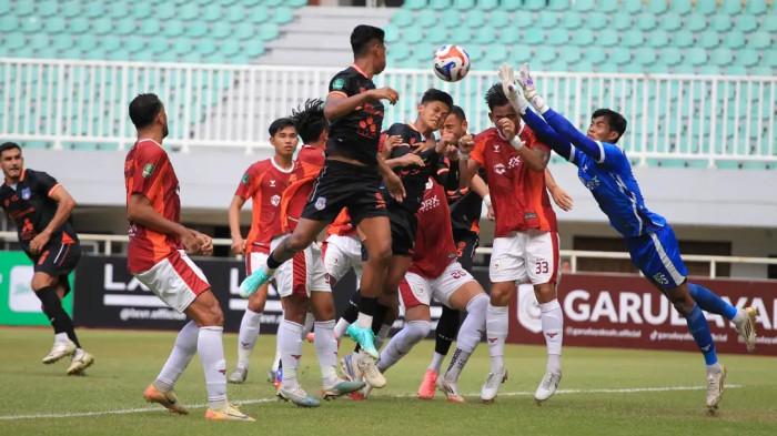 Sumsel United FC vs Garudayaksa FC.