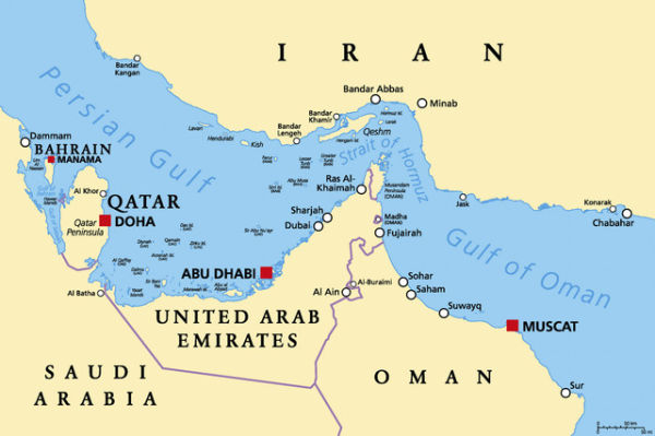 Peta Iran dengan Qatar. Foto: (Peter Hermes Furian)/Shutterstock