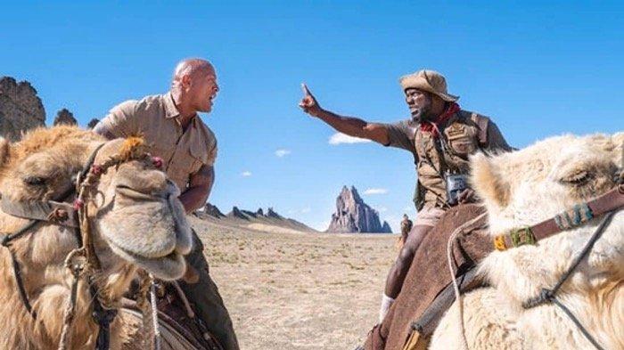 Dwayne Johnson dalam film Jumanji