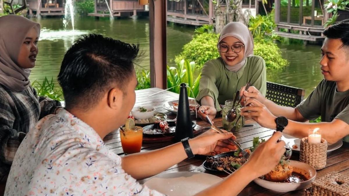 Amanaia, satu tempat makan siang enak dekat TMII Jakarta yang bisa kamu jadikan referensi.