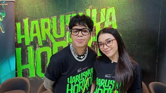 DITEMUKAN MENINGGAL - Foto Lula dan Reza Arap. Influencer Lula Lahfah ditemukan meninggal dunia di kamar Apartemen Essence Dharmawangsa, Jakarta Selatan, Jumat (23/1/2026) sore. Lula Lahfah adalah seorang influencer dan selebgram yang juga merupakan pacar dari musisi sekaligus YouTuber Reza Oktovian atau Reza Arap.