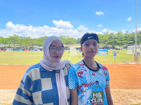 Riyanti Saffana Suryani, pemain SDN 129 RANCASAWO MARGASARI B U-12 di MilkLife Soccer Challenge Bandung 2025/26. Foto: Dok. MilkLife Soccer Challenge