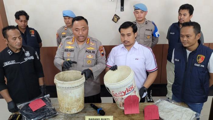 mayat dalam karung cilacap dibunuh tetangga sendiri