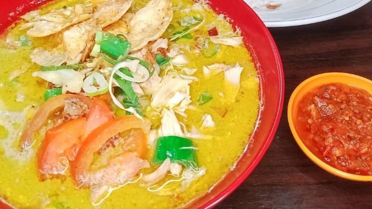 Warteg Pandan Wangi, satu tempat makan siang murah dan enak di sekitar Blok M Jakarta Selatan.