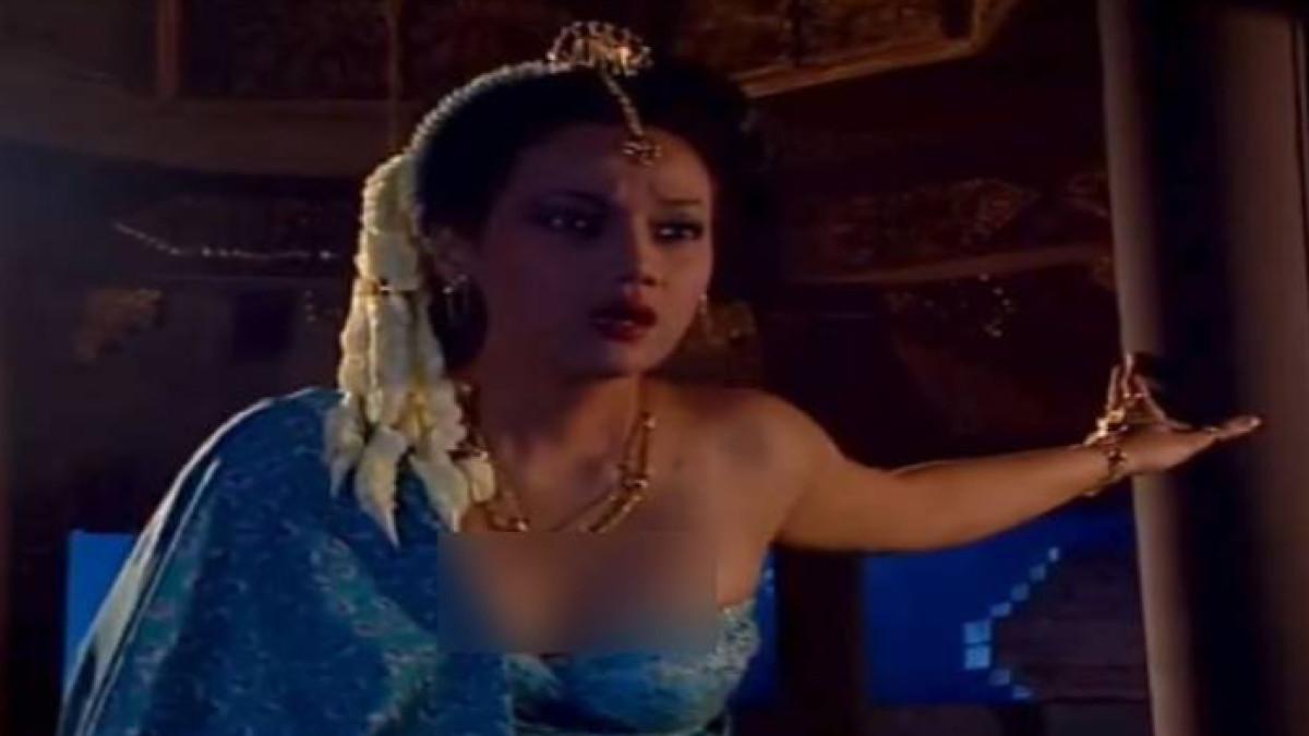 SOSOK FRIDERICA WIDYASARI - Friderica Widyasari Dewi sempat bermain dalam serial Angling Dharma. Ia berperan sebagai Dewi Setyawati