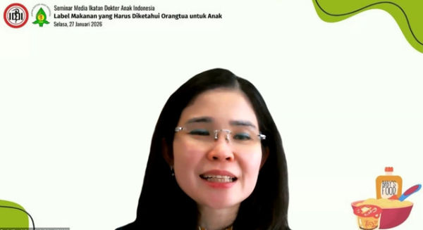 Dokter Spesialis Anak sekaligus Anggota UKK Nutrisi dan Penyakit Metabolik IDAI, Dr. dr. Klara Yuliarti, Sp.A, Subsp.N.P.M(K), dalam acara webinar bersama IDAI, Selasa (27/1). Foto: Dok. Istimewa