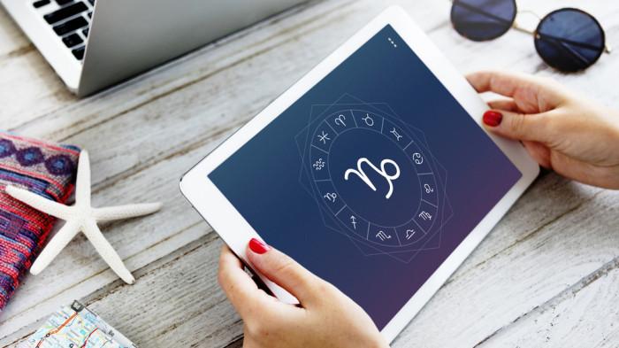 RAMALAN ZODIAK -- Ilustrasi logo zodiak. Simak ramalan zodiak Sagitarius dan Capricorn besok, Jumat, 29 Agustus 2025.