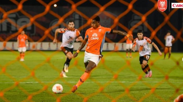 penyerang ratchaburi fc, denilson junior