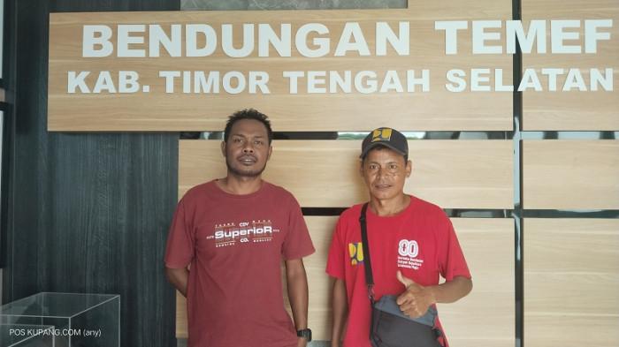 Andy Radahati, Kontraktor Pelaksana Waskita dan Jefrianus Rihi, Petugas POP Bendungan Temef usai diwawancarai pada Minggu (1/2/2026)